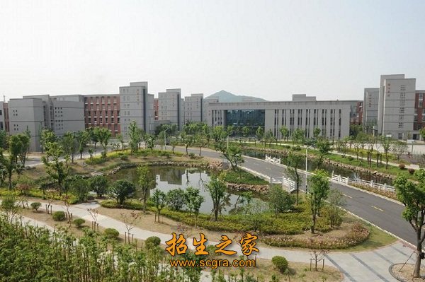 苏州百年职业学院