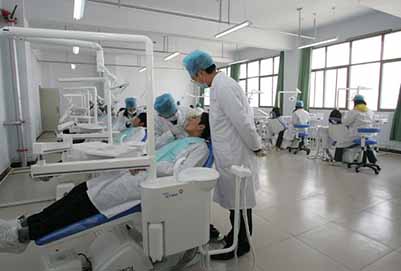 2019年招生简章临床医学八年制吗