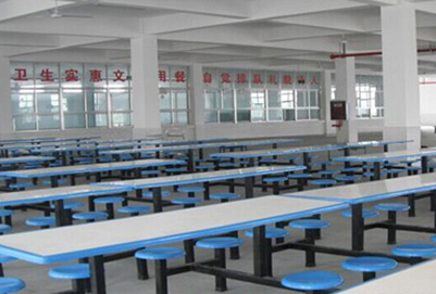 2019年成都翔飞航空职业技术学校招生办联系电话