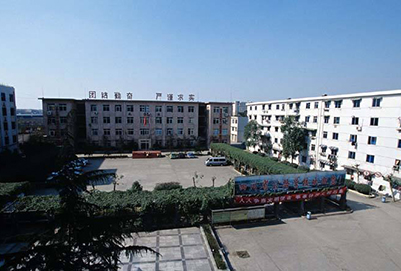 2019年绵阳理工学校招生办联系电话