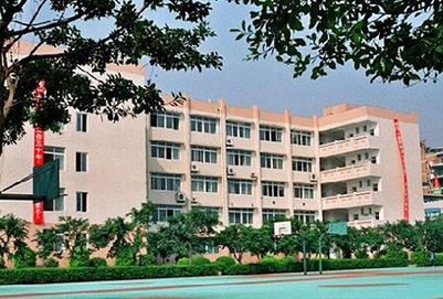 2019年泸州电子机械学校招生办联系电话