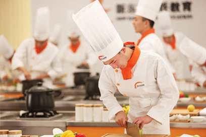 烹饪专业同学实训