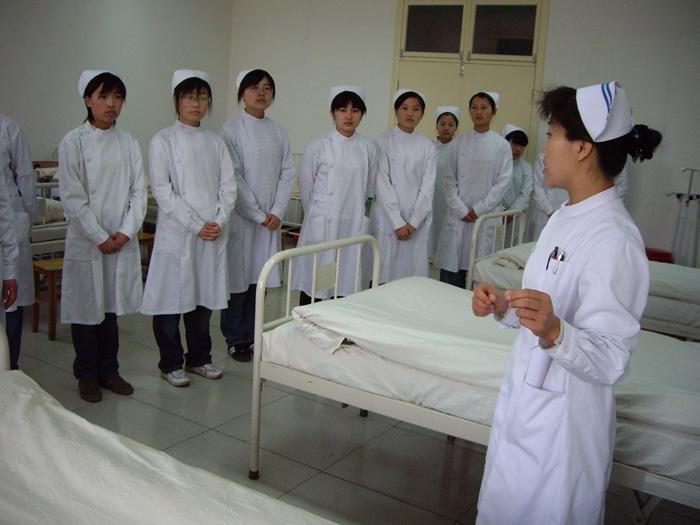 四川省护理职业学校