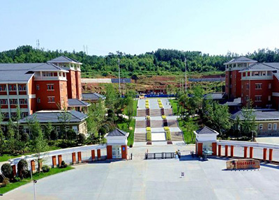 åå·ä¸å»è¯é«çä¸ç§å¦æ ¡ åå·ä¸å»è¯é«çä¸ç§å¦æ ¡