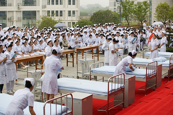  重庆护士学校的招生条件