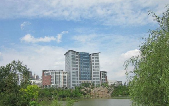 四川师范大学地址在哪里
