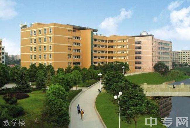 重庆铜梁一中教学楼