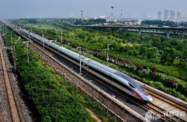 四川高铁的主要技术特征有哪些