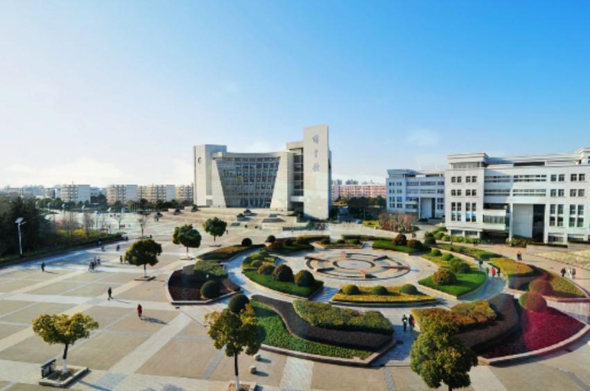 如何选择一所质量高的铁路学校