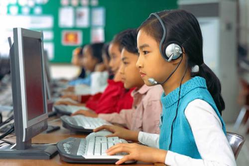 女生学什么专业好？学幼师怎么样？