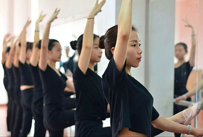 2024年贵阳幼师学校读书需要多少钱