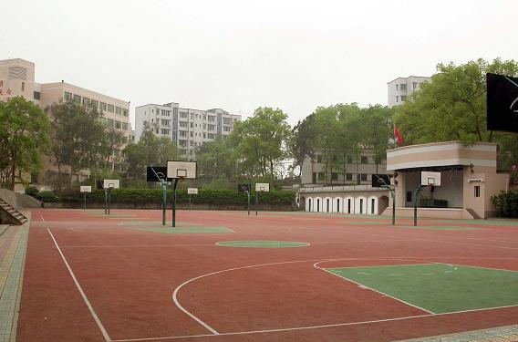 泸县一中