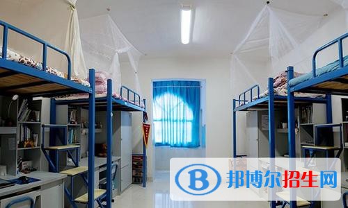 盐源职业技术中学校宿舍条件