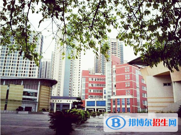 四川护理职业学院环境怎么样 周边有什么好玩的地方
