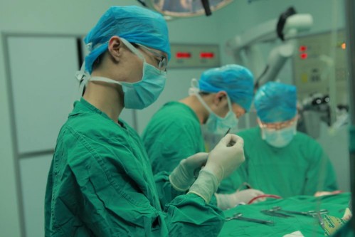 男生可以到贵阳哪个学校学护理