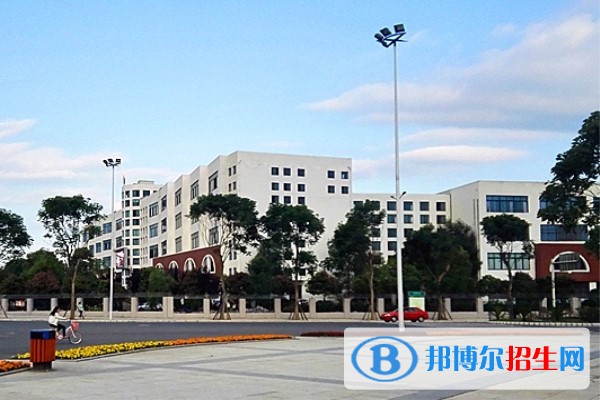 绵阳职业中学怎么样 游仙职中联合办学模式