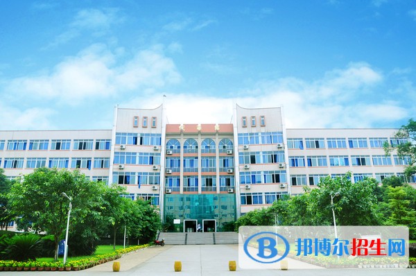 泸州读中专学校学什么有前途