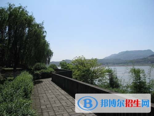 泸州读中专学校有什么要求