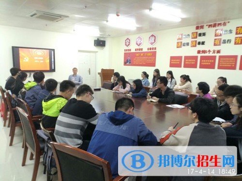 泸州读中专学校要分数吗