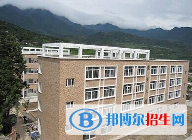 雅安中专学校属于什么学历