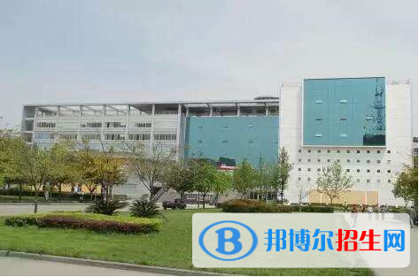 川大科技园职业技能学院学费好多，学校收费标准