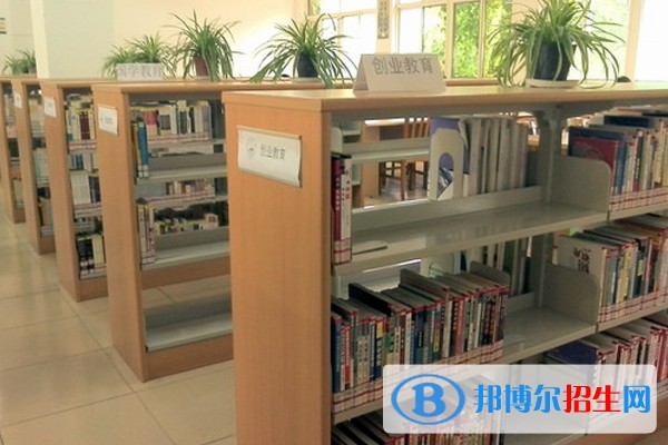 四川科技职业学校怎样，四川科技职业学校环境好吗