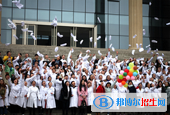 乐山市医药科技学校眉山校区，眉山校区2021招生简章