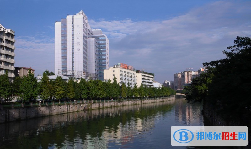 泸州中专学校学什么好