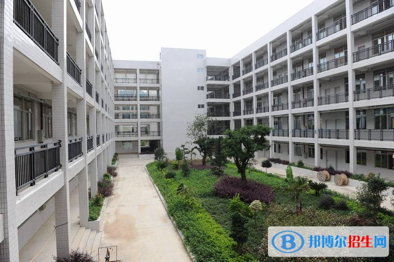 遂宁高中毕业可以读中专学校吗