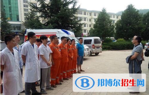 泸州职高好还是中专学校好