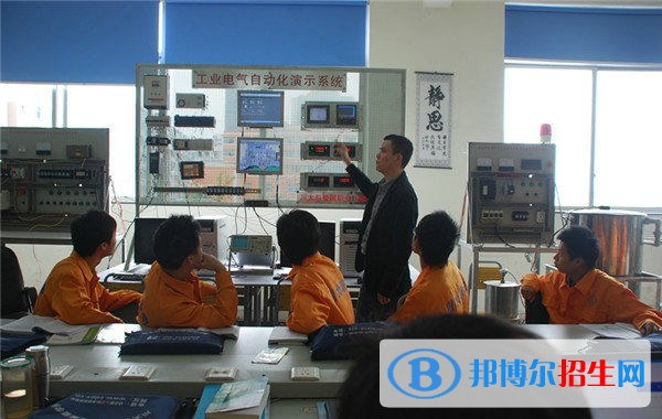 川大科技园职业技能学院有什么专业，学院怎么样