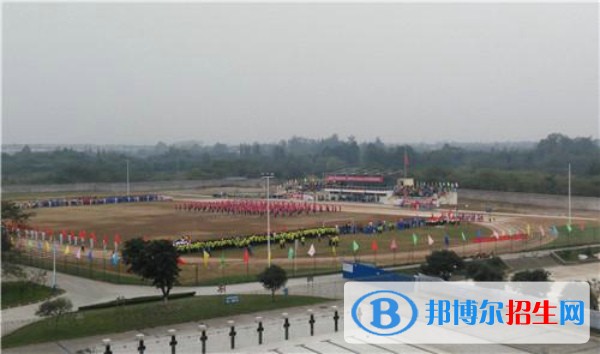 四川矿产机电技师有什么专业，学校有哪些专业