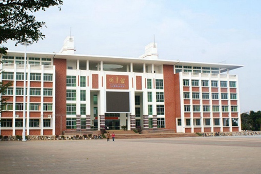 四川成都汽修学校