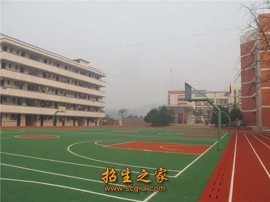 学校操场