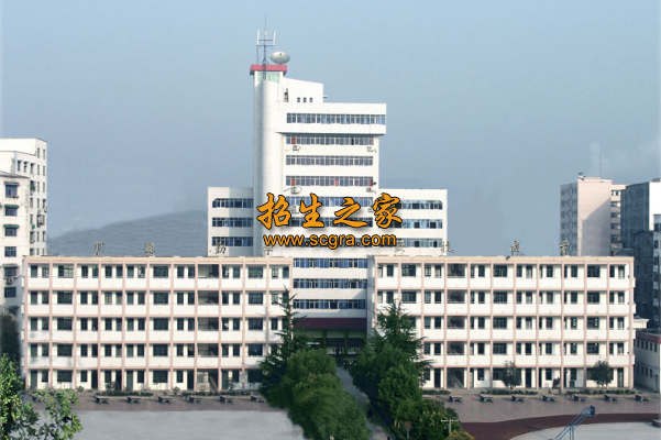 十堰市郧阳科技学校