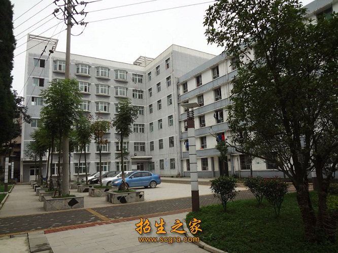 贵阳市白云区职业技术学校2019招生对象 报名方式